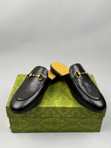 Gucci Princetown slippers — 4