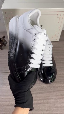Alexander McQueen Oversized sneakers — 5