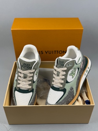 Louis Vuitton Run Away trainers