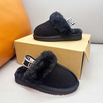 UGG Funkette Slipper — 8