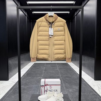 Moncler Contrin down gilet — 7