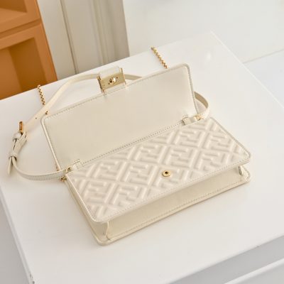 Fendi Baguette Wallet on Chain (T) — 6