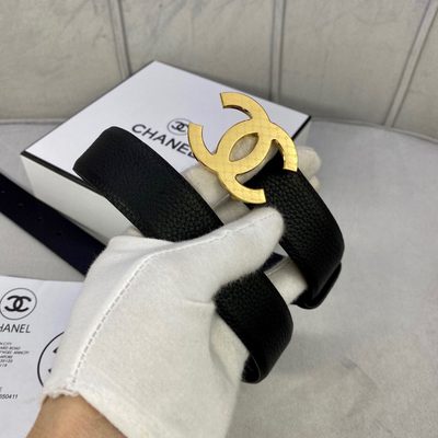 Chanel black leather belt featuring a gold-toned interlocking CC buckle — 3