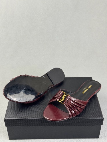 Saint Laurent Babylone leather mules in a bordeaux red color