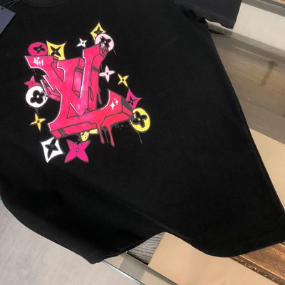 Louis Vuitton T-shirt — 7