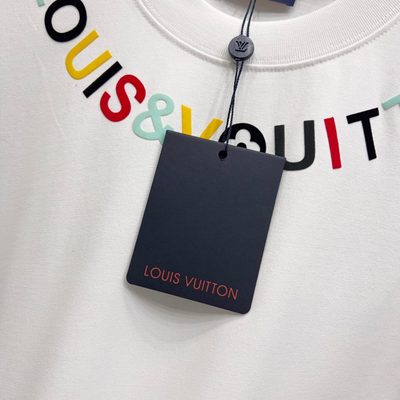 LV T-shirt — 4
