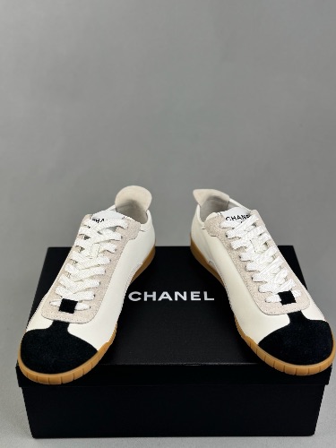 Chanel Calfskin & Embossed Suede Calfskin  White & Black — 4