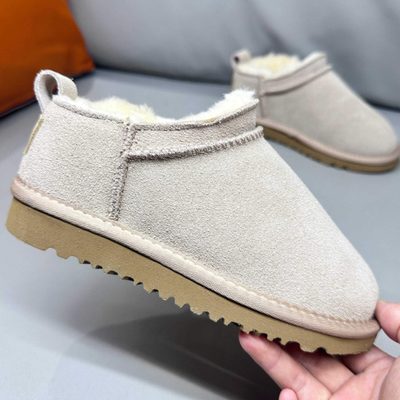 UGG Classic Ultra Mini Boots — 8
