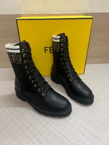 Fendi Rockoko combat boots — 4