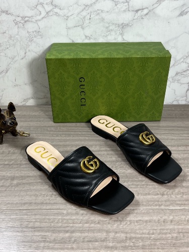 Gucci GG Marmont quilted black leather slide sandals — 4