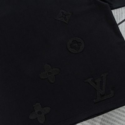 Louis Vuitton "LV Lovers" t-shirt — 6