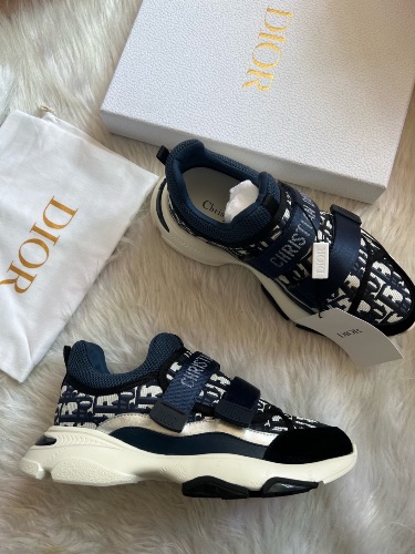 Dior D-Wander Sneakers
