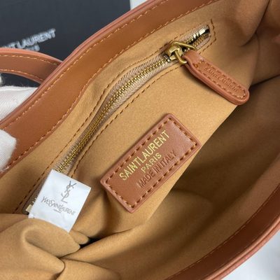 Saint Laurent Le 5 À 7 Shoulder — 7