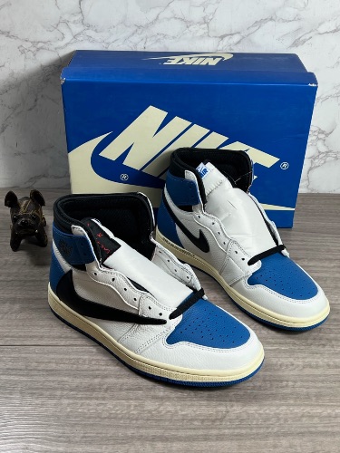 Nike Air Jordan 1 Retro High Fragment Design x Travis Scott sneakers