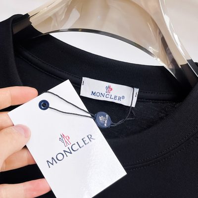 Moncler white spray-printed t-shirt — 5