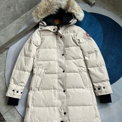 Canada Goose Women's Shelburne Parka — 3