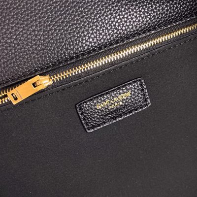 Saint Laurent Le 5 à 7 Bea tote bag — 6