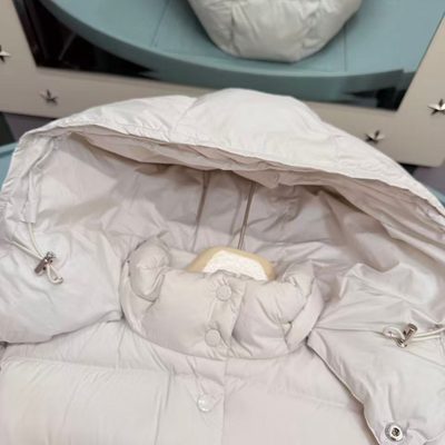 Moncler long-sleeved, quilted down puffer coat — 5