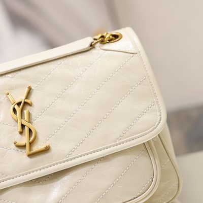 Saint Laurent Niki shoulder bags — 3