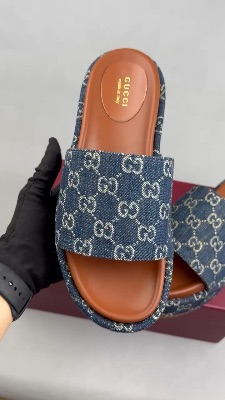 Gucci Angelina Platform Slide Sandals — 5