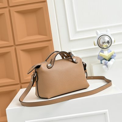 Fendi By The Way Selleria bag (T) — 4