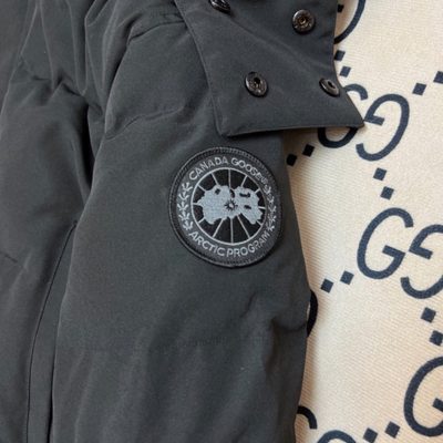 Canada Goose Wyndham Parka — 3