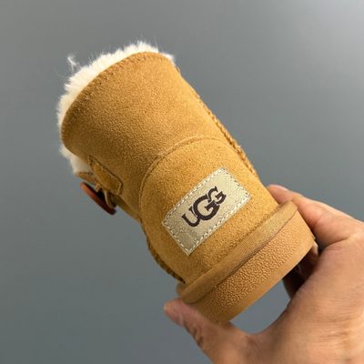 UGG Bailey Button style or similar children's and adult snow-boot — 5
