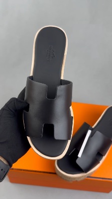 Hermès Eze 30 black calfskin sandals — 5