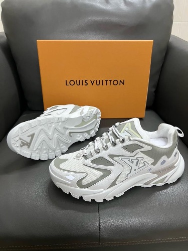 Louis Vuitton Tatic trainers — 4