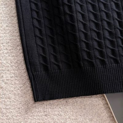 Burberry long-sleeved knit sweater — 4
