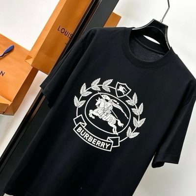 Burberry T-shirt — 3
