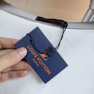 Lv zip-up hoodie and matching sweatpants set — 11