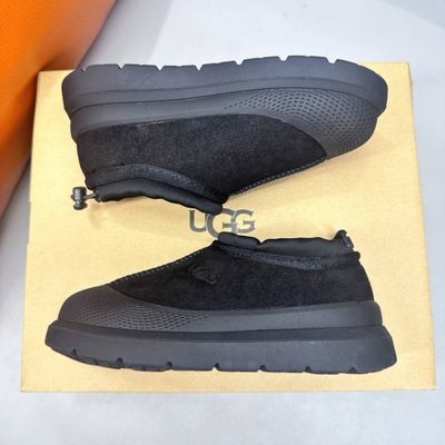 UGG Tasman Weather Hybrid slip-on boots — 9