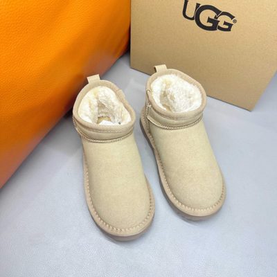 UGG Classic Ultra Mini Boots — 6