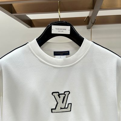 LV sweatshirt — 4
