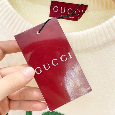 Gucci sweater — 9