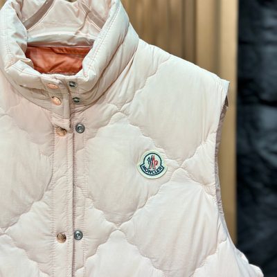 Moncler Biois cropped down gilet — 5