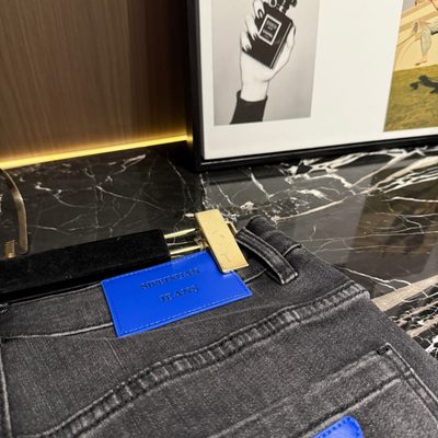 Prada jeans — 10