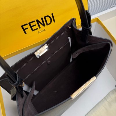Fendi Way leather shoulder bag (T) — 8