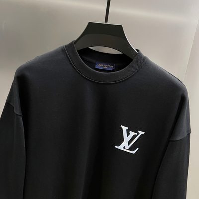 LV crewneck sweatshirt — 9