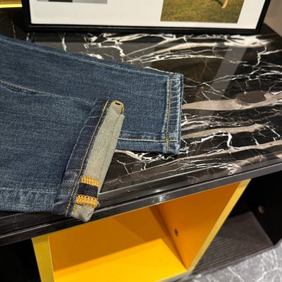 Louis Vuitton jeans — 7