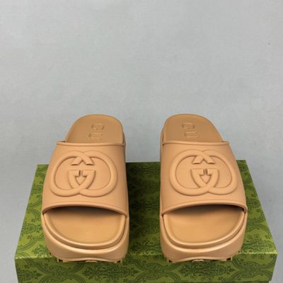 Gucci GG rubber platform slides — 3