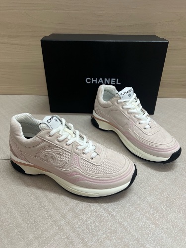 Chanel 24S Light Pink sneakers — 3