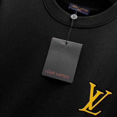 LV crewneck sweatshirt — 4