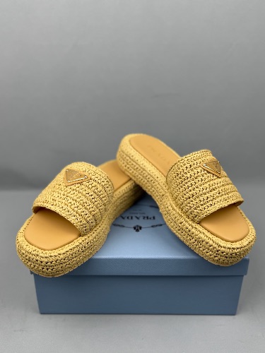 Prada natural crochet platform slides — 4