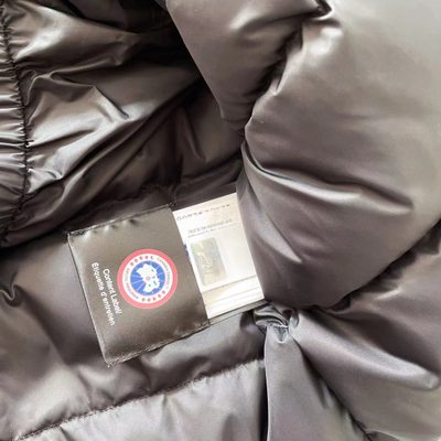 Canada Goose children's Expedition Parka — 7