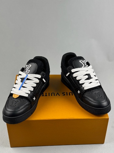 Louis Vuitton trainers in black monogram-embossed grained calf leather — 4
