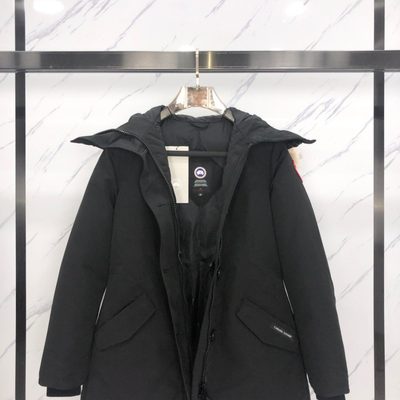 Canada Goose Women's Rossclair Parka — 4