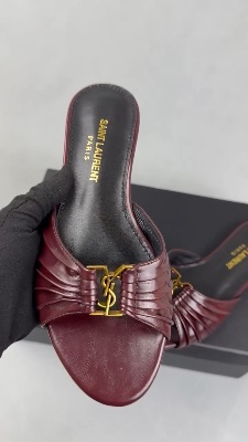 Saint Laurent Babylone leather mules in a bordeaux red color — 5