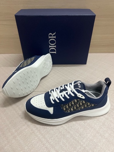 Dior B25 Runner Sneakers in Navy Blue